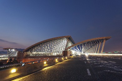 上海浦東國際機(jī)場——人臉識別擺閘項目