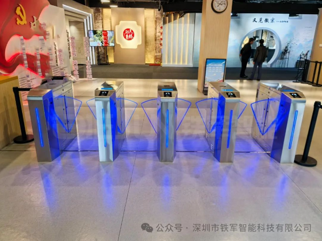 防尾隨、高精度：人行通道閘機的安全設(shè)計如何實現(xiàn)？